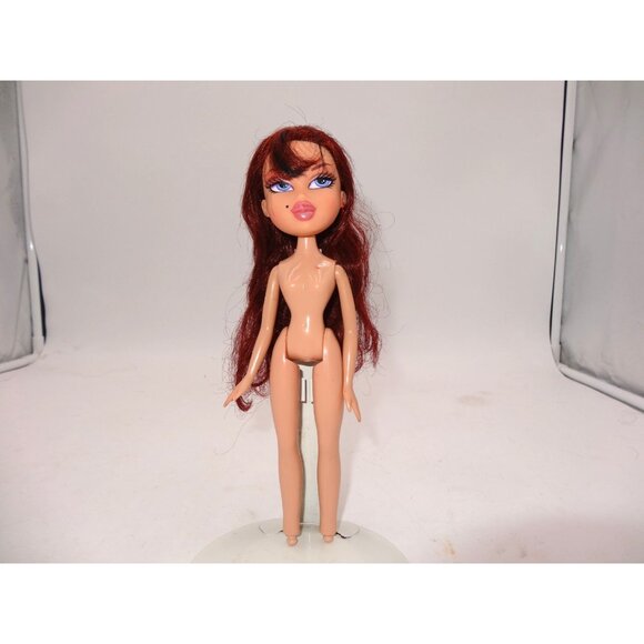 Vintage Bratz Doll Stamped 2001 on Neck and Back Phoebe With Mole and Blue eyes - Picture 1 of 5